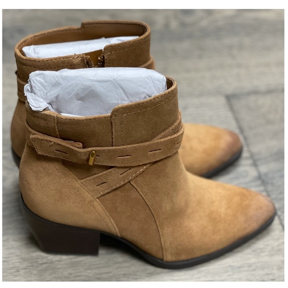 Naturalizer Fenya - Ankle Suede Bootie NWB! - Picture 4 of 14